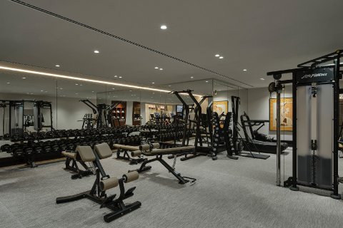 现代健身房