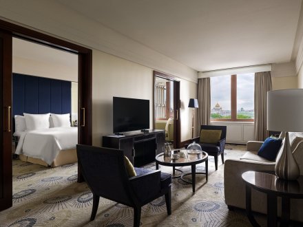 Kremlin Four Seasons Executive suite